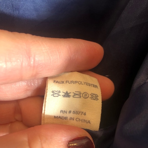 Simply Southern Sherpa Fully Lined Vest  Size XL - Picture 4 of 10